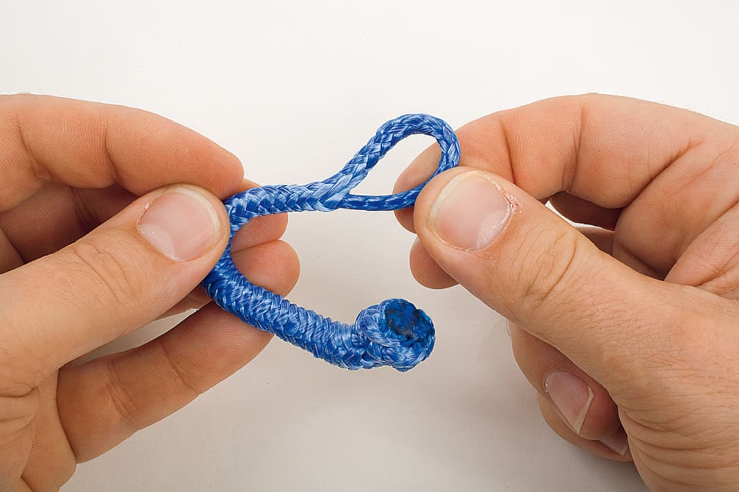 Rope customer Make your own soft shackles from Dyneema YACHT