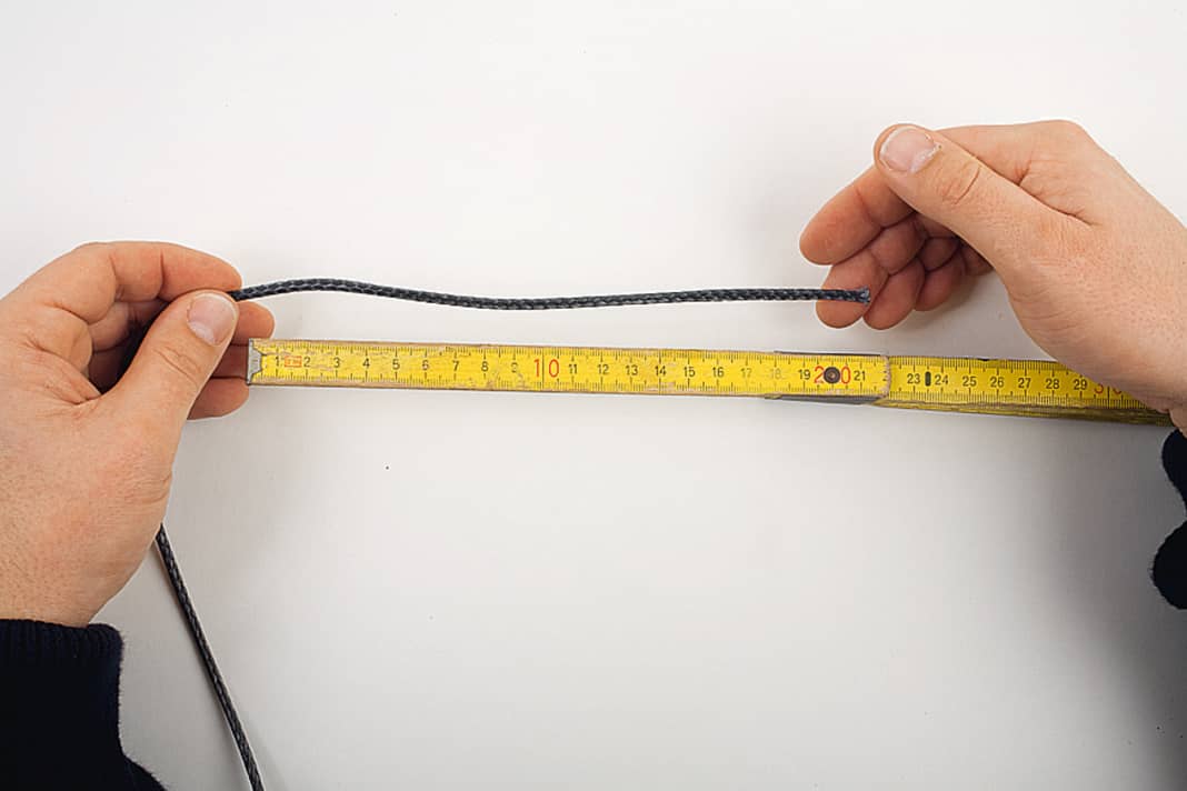 20 Zentimeter vom Ende her abmessen und kennzeichnen