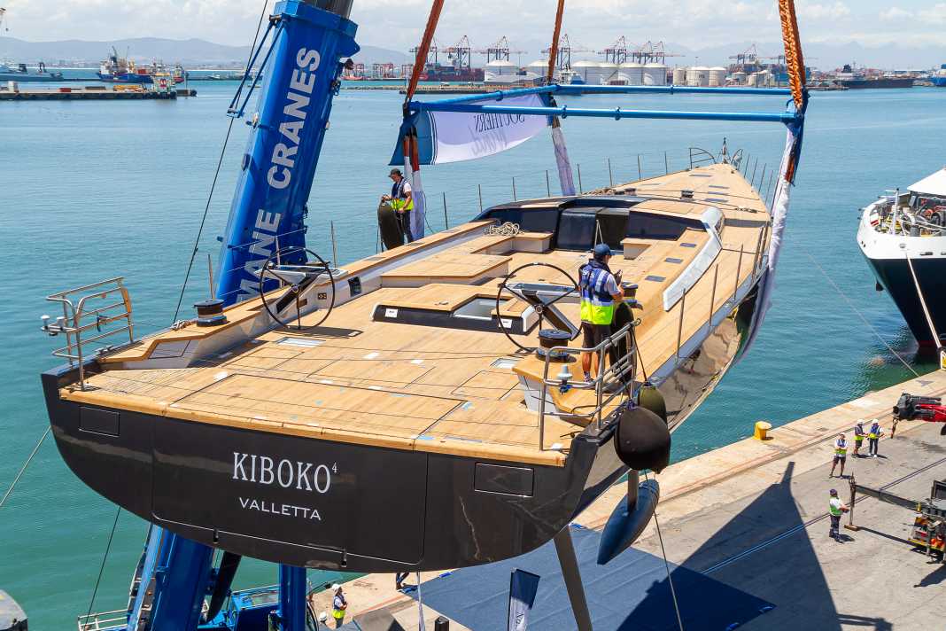 SW108-Kiboko-4-Southern-Wind-feierte-Stapellauf-von-zweiter-36-Meter-Slup