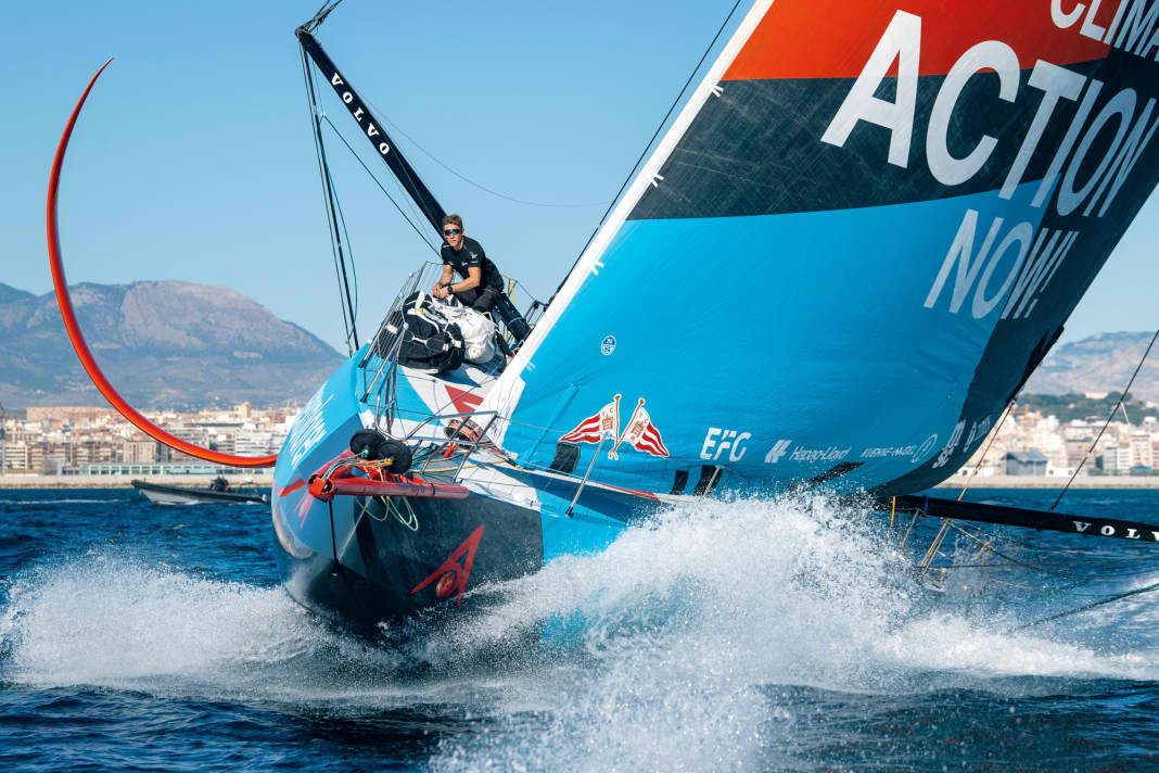 Sickle-shaped. The new foils are better behaved.  However, the starboard profile is already showing cracks