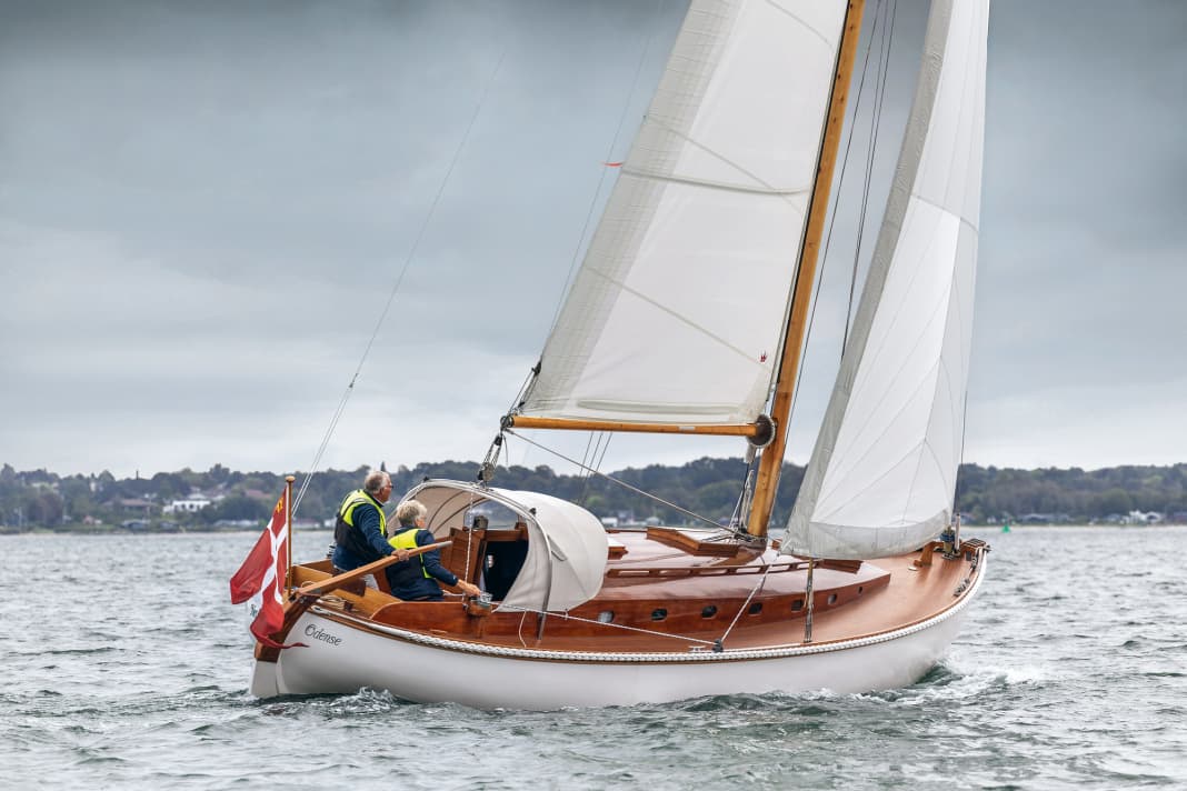 The Hansen design is immaculate through and through and has been perfectly maintained by the owner and his son since it was built