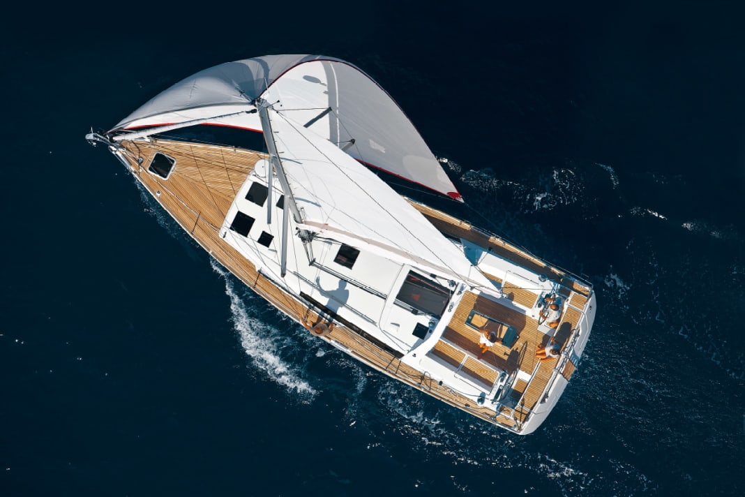 There is sometimes a lot to optimise on a sailing yacht. We show you how to make your own boat faster, from free of charge to investments of several tens of thousands of euros