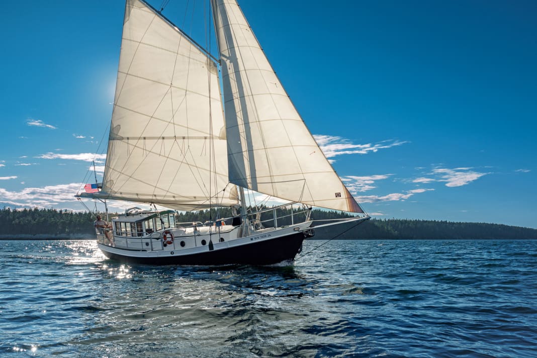 Kein Cockpit, dafür ein Deckshaus. Die Allwetteryacht ist so unkonventionell wie die Benennung nach einer Riesenmuschel