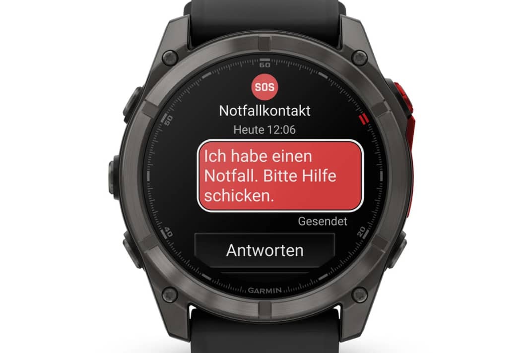 Using the InReach system, the Fenix can make emergency calls and send text messages even without a mobile phone network