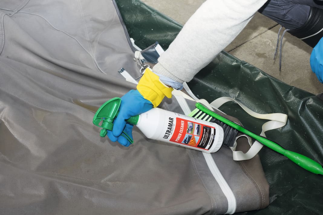 The Power Cleaner contains chlorine and should be sprayed evenly onto the dry cloth