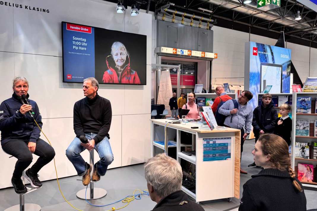 Pip Hare travelled to Germany for her presentation on the Delius Klasing Verlag stage, among other things