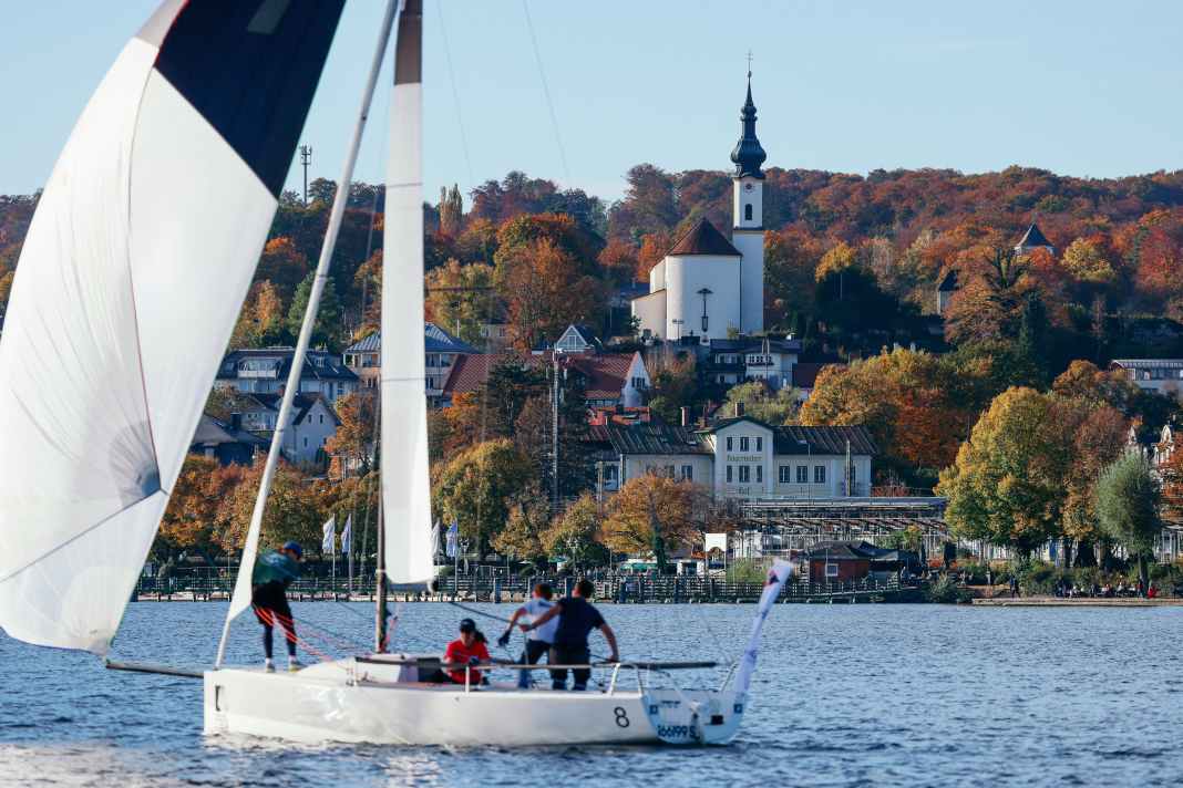 Starnberg sailing idyll: The Bundesliga opens its 14th season on Lake Starnberg.