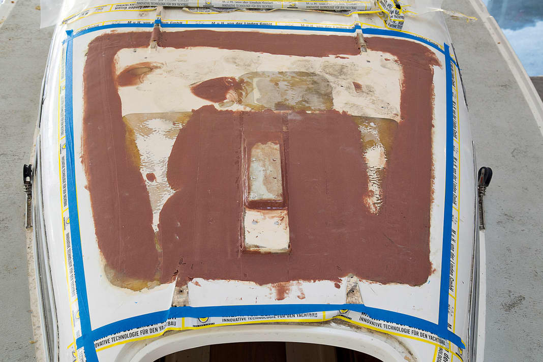 Die Festigkeit des Aufbaus ist wieder hergestellt. Damit die Spuren der Reparatur verschwinden, ist noch etwas Arbeit notwendig