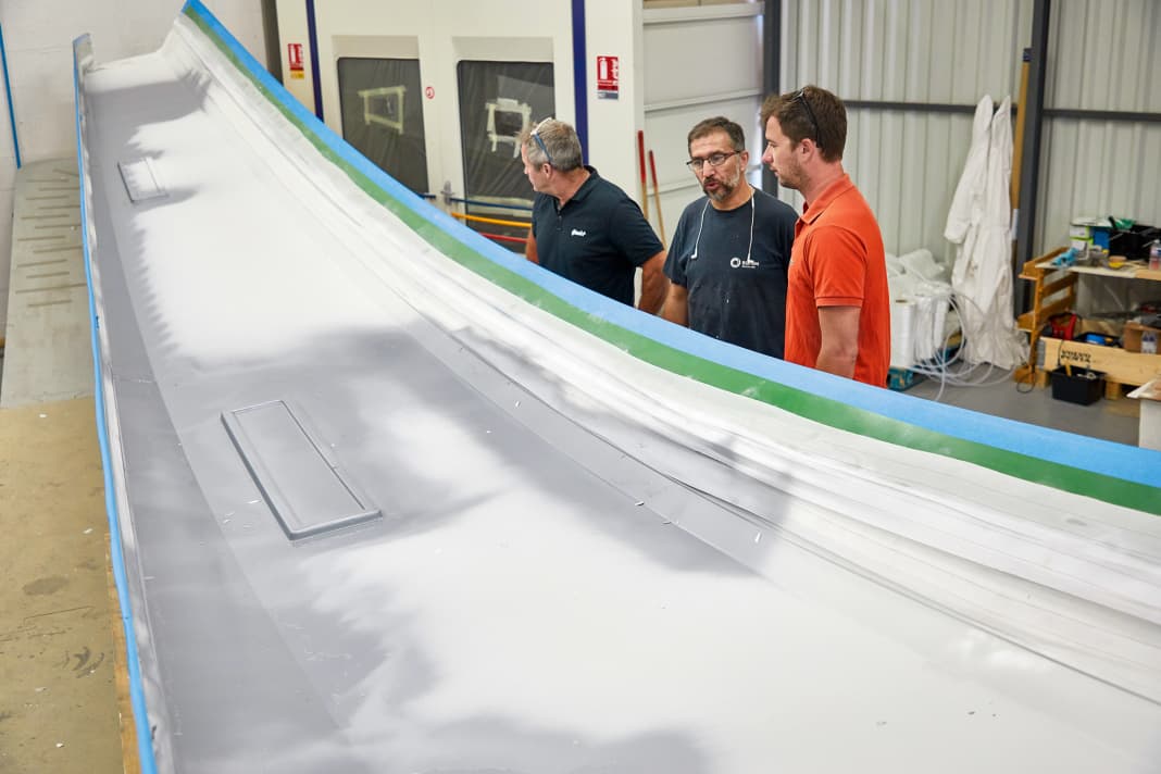 Rare component in RM production: hull sides made from glass fibre sandwich