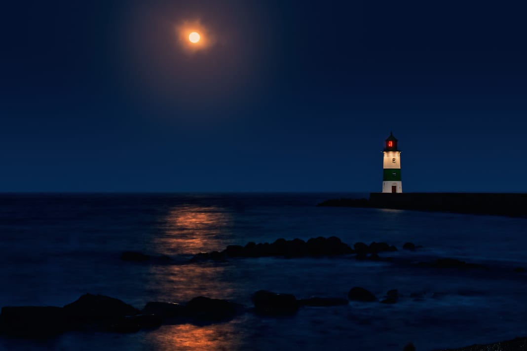 Das heutige Mündungsgebiet der  Schlei wurde 1795 künstlich angelegt. Der Leuchtturm 1871 erbaut