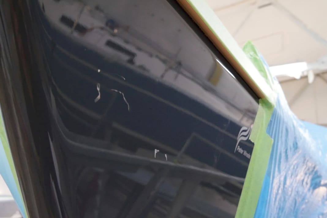 1 Firstly, the overall extent of the damage is determined and the individual repair steps are defined