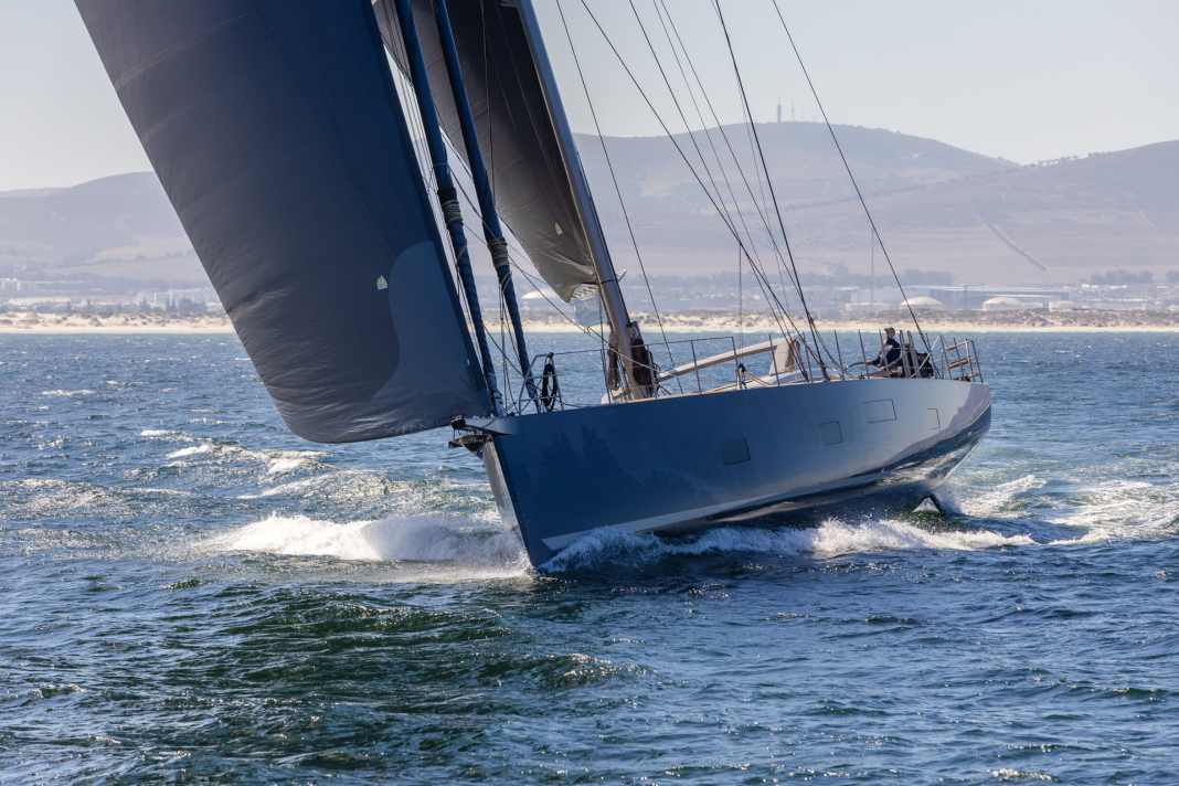 Farr Design drew the hull with a fixed bowsprit.