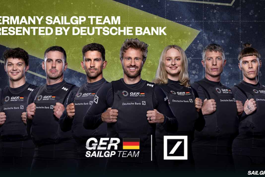 Die Crew vom Germany SailGP Team um Steuermann Erik Kosegarten-Heil.