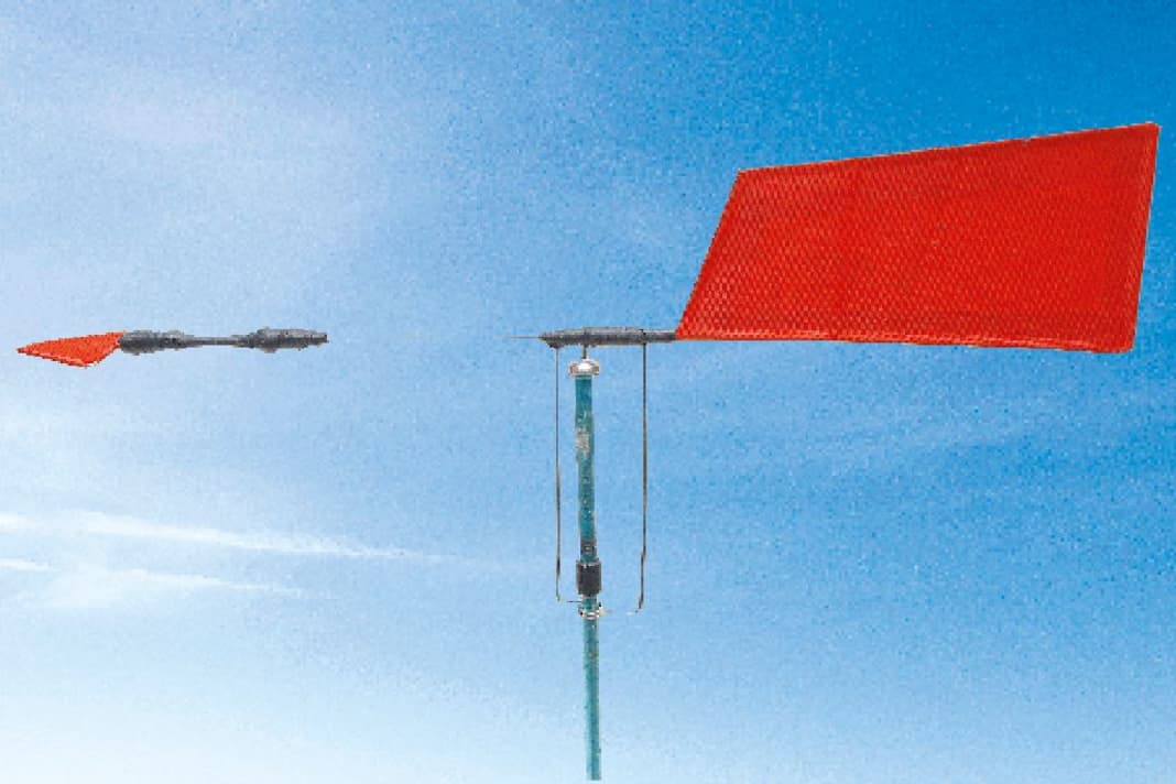 If the old wind vane is defective, a replacement can be made using simple means