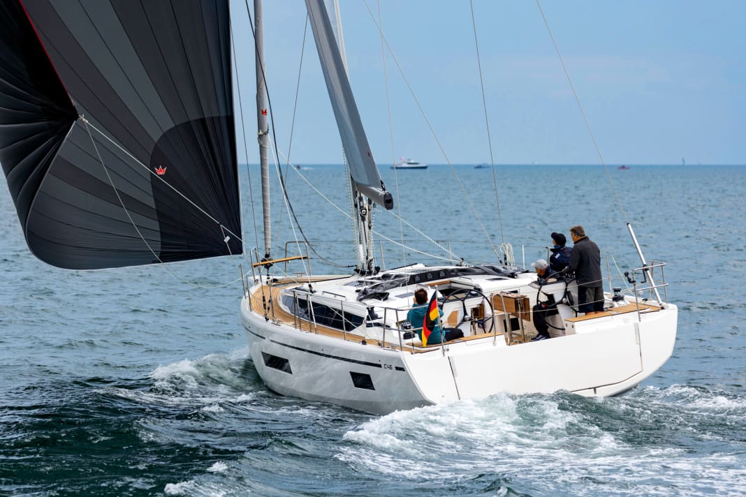 Bavaria C46 Voluminöses Komfortschiff mit guter Segelleistung im Test