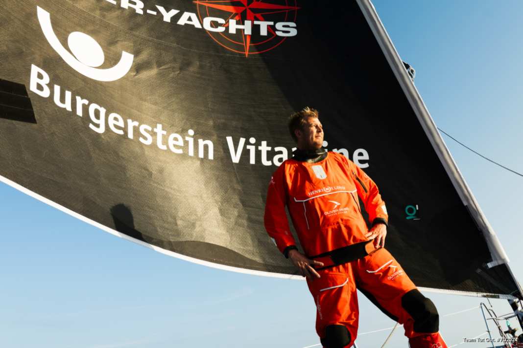 So war Oliver Heer 2023 zu seiner Vendée-Globe-Premiere aufgebrochen. Drei Jahre später erfolgte nun der offizielle Startschuss für die zweite Kampagne.