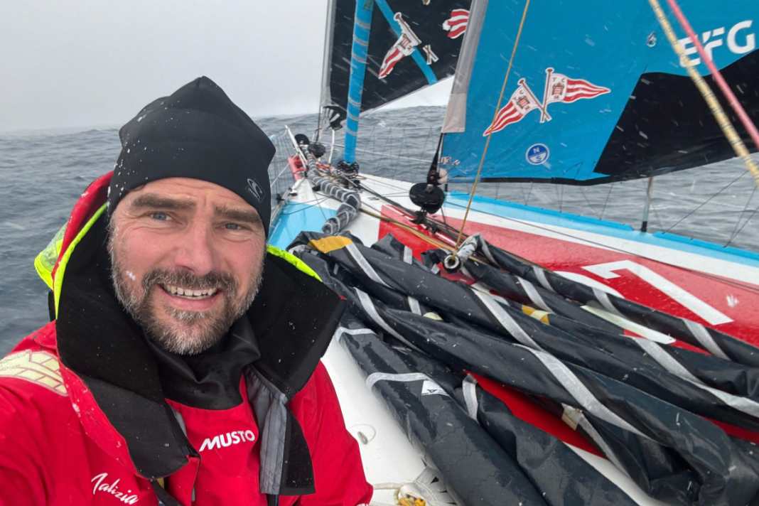 Boris-BLog-Gekentert-und-weitergesegelt-sechs-Tage-bis-Kap-Hoorn