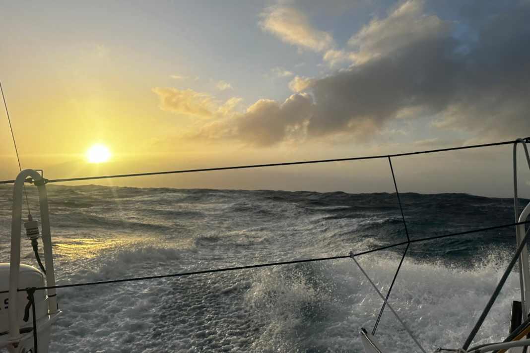 Groupe Dubreuil" di Sébastien Simon ha superato Capo Horn il giorno di Natale come terzo Imoca della 10a Vendée Globe.