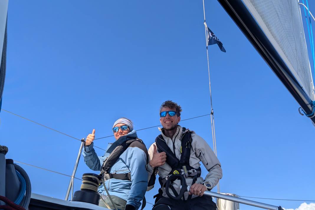 Lina Rixgens e Sverre Reinke si allenano per il campionato mondiale offshore misto a due mani al largo di Lorient