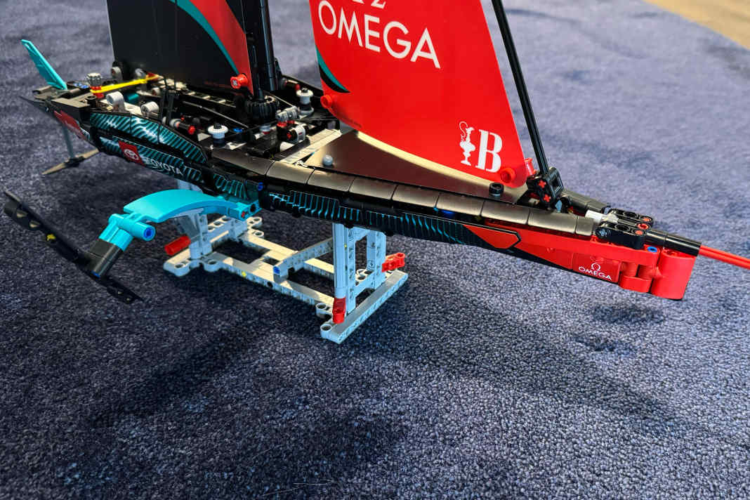 Das Lego-Modell aufgebaut in der YACHT-Redaktion in Hamburg