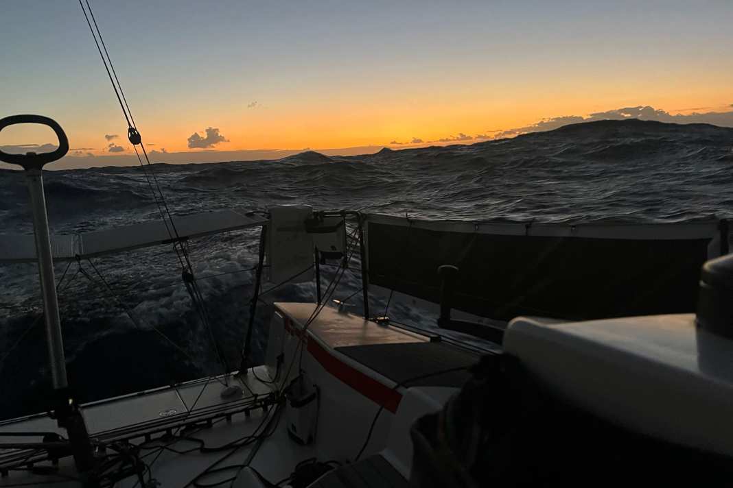 Atmosfera atlantica intensa per l'equipaggio di "Sharifa" in rotta verso la Martinica.