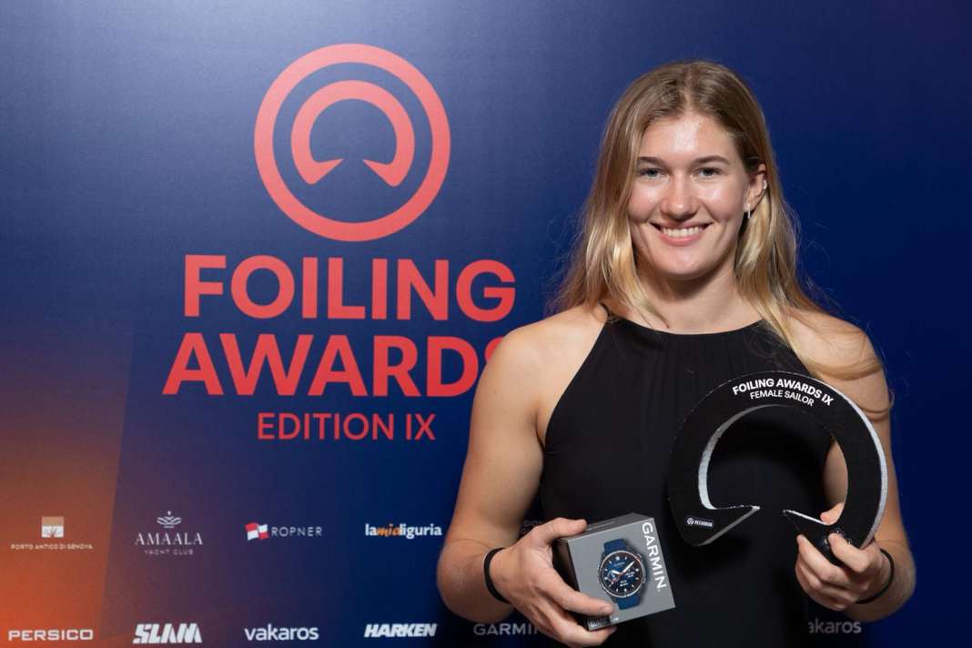 Victoria Schultheis received the Foiling Award in Genoa.