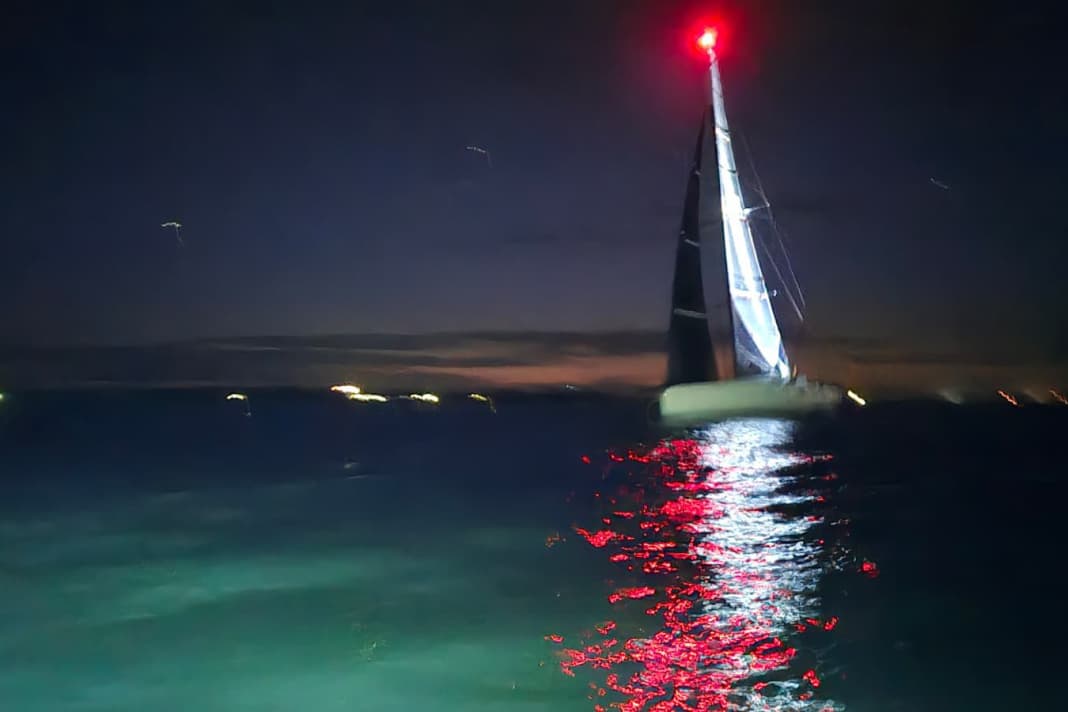 Mathias Müller von Blumencron e Cole Brauer hanno vinto la line honours dell'ottava Baltic 500 con il J/V 43 "Red 2".