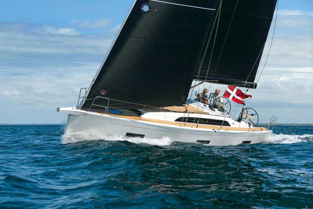 Steering is a joy on the cross. The large headsail is optional; a self-tacking jib comes as standard.