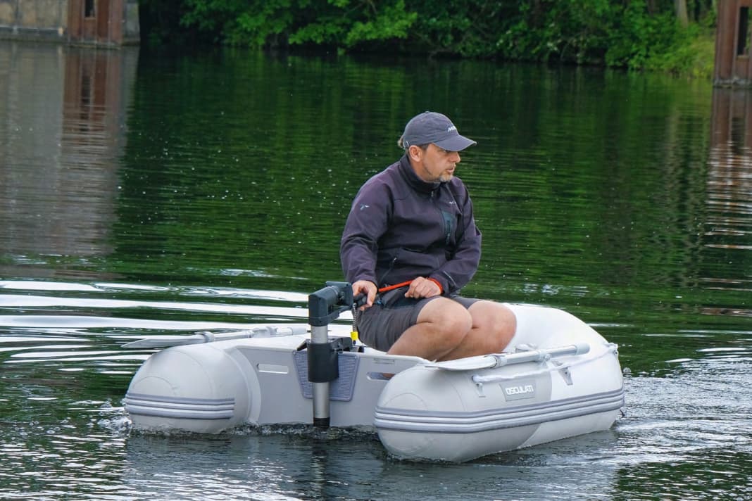 Thrustme Kicker: Mit dem kompakten Motor lässt es sich sehr gut manövrieren. Der Schub reicht aus. Bei langsamer Fahrt genügt auch die Akkukapazität