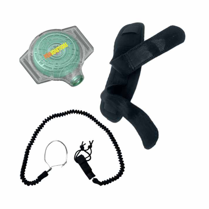 With the "leg strap kit", the pulley is attached to a leg strap. So that the system is not under tension, a short connecting leash (black) leads from the EFS roll leash to the board