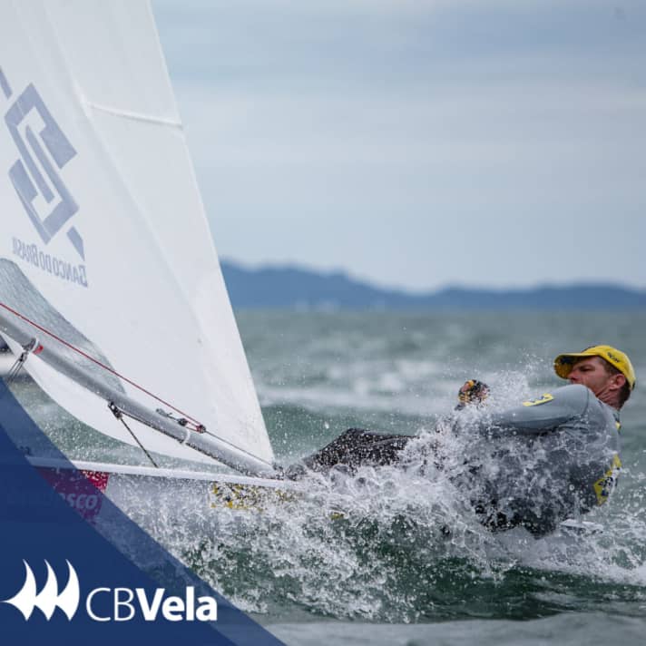   He's back! With this picture, the Brazilian Sailing Federation announced Robert Scheidt's comeback on Tuesday