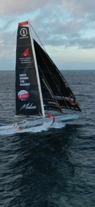   Schöne Drohnen-Impression von Boris Herrmanns Training vor der Generalprobe zur Vendée Globe