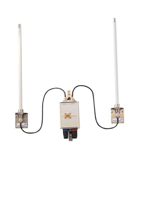   L'Hot Spot Catcher combina W-Lan e UMTS. I segnali provenienti dalle due antenne vengono elaborati nella testa d'albero e trasmessi tramite ...