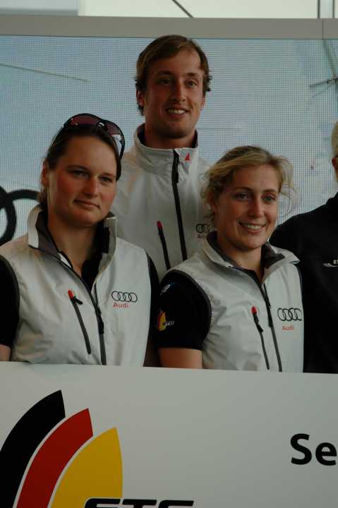   Simon Grotelüschen with Franziska Goltz (l.), who is also competing today. Moana Delle's premiere tomorrow