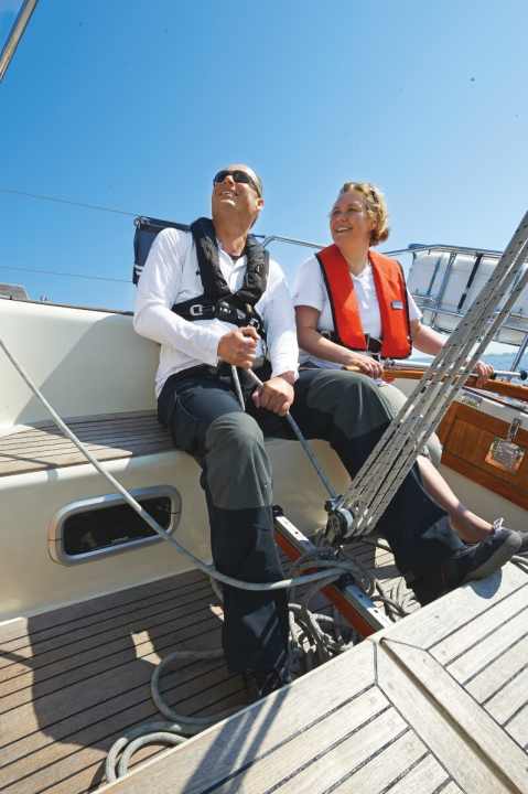   Good distribution of roles: the heavier work should be done by the stronger crew member