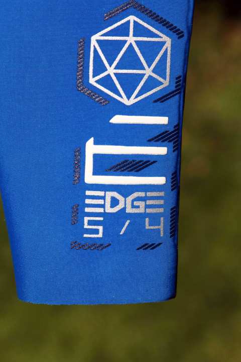 Imprint for material thickness