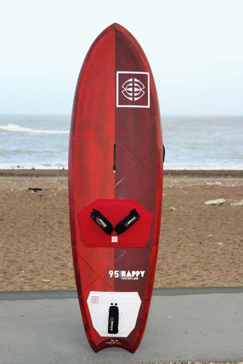   Short and with a straight outline - these are the key features of the Bruch Happy