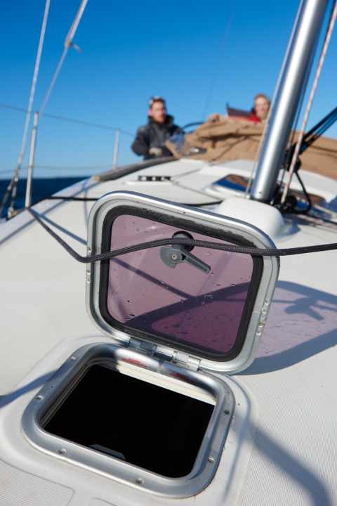 Open hatches cause several problems at once, so it is better to always keep them closed when sailing