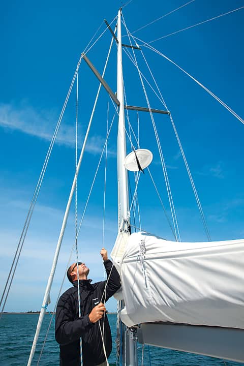 Once the iron is in the bottom, the anchor ball is set. A BSH-approved light must be shown at night