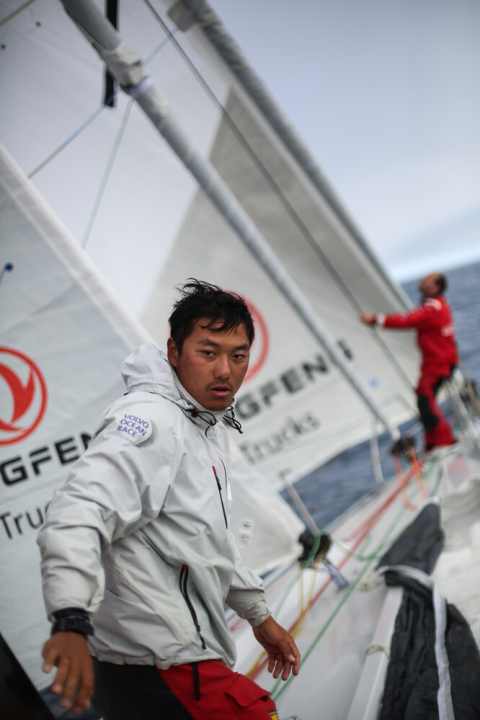   Über Nacht geführt: Das Dongfeng Race Team bleibt dran