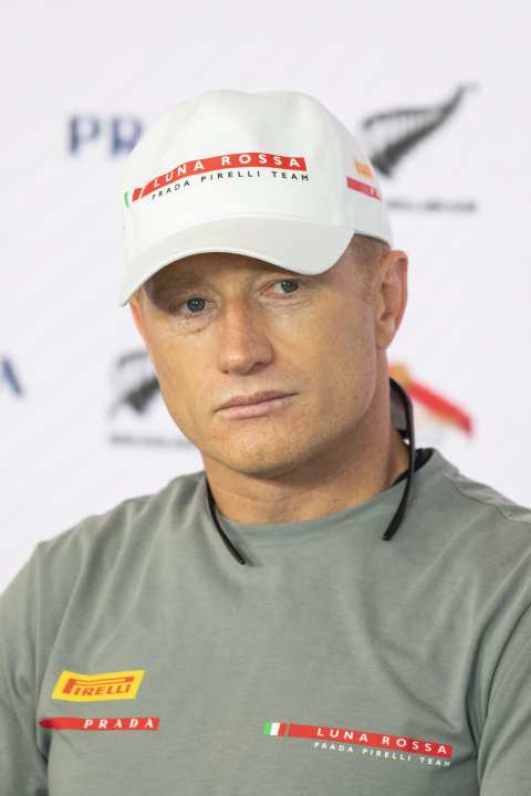   Strong in the starts, thoughtful in the press conference: "Luna Rossa's" co-pilot Jimmy Spithill Studio Borlenghi