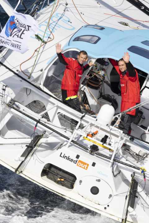   Un duo français solide : Morgan Lagravière (à droite) et le skipper Thomas Ruyant