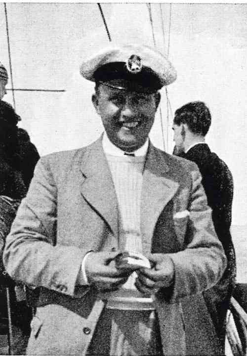 Der Flensburger Konstrukteur Henry Gruber ist zur Bauzeit des "Peter" bei Burmester tätig. Der Riss entsteht für den "Roland von Bremen"