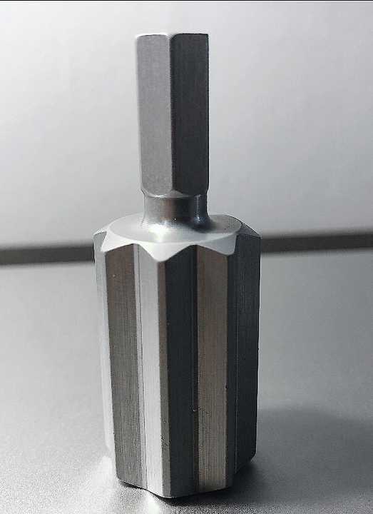 The iWinch bit fits into any drill chuck