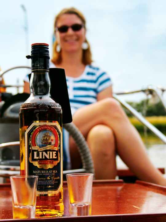 En Norvège, l'eau-de-vie se boit à température ambiante.