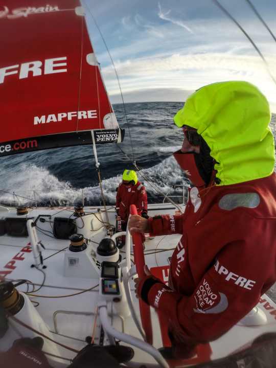   Rien ne va plus pour les femmes du SCA : L'équipe de Mapfre se bat pour la sixième place