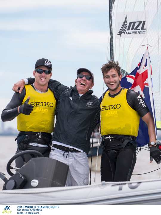   Sind und bleiben die Übermacht im olympischen 49er: America's-Cup-Steuermann und Weltsegler des Jahres Peter Burling und sein Vorschoter Blair Tuke aus Neuseeland gewannen die WM, waren schon vor dem abschließenden und doppelt gewerteten Medaillenrennen nicht mehr einholbar