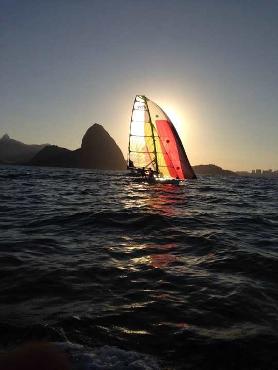  Un ricordo brillante: Erik Heil e Thomas Plößel nel 49er sullo sfondo di Rio de Janeiro