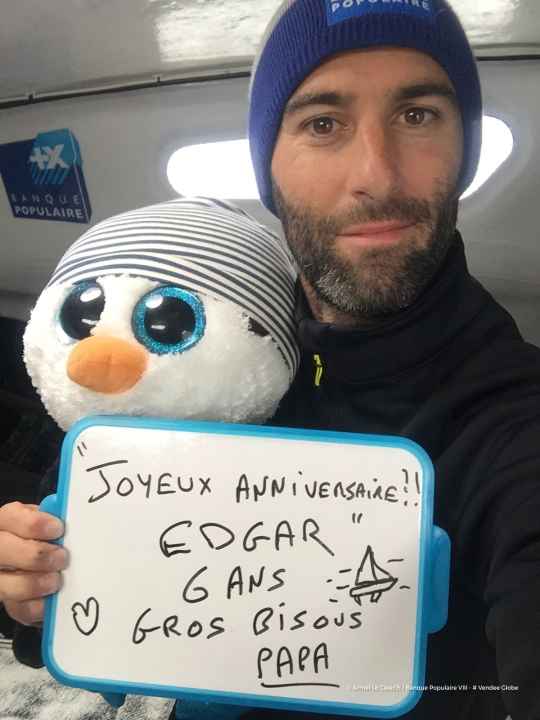   Da papà con tanto affetto dal Mare Polare Sud: Armel Le Cléac'h si congratula con il figlio per il suo 6° compleanno, il 3 dicembre.