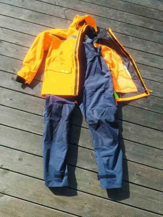 Yachticon/<a href="https://amzn.to/2Ese5Va" target="_blank" rel="noopener noreferrer nofollow">Crazy 4 Sailing Coastal-Sidney</a> *